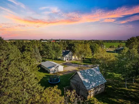 9021 95th St NE, Foley, MN 56329