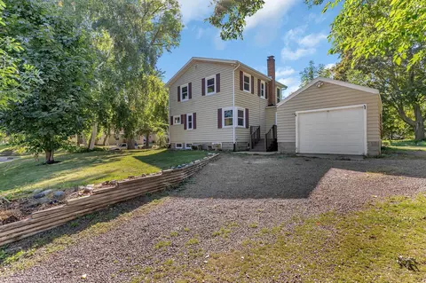 700 5th St SE, Willmar, MN 56201