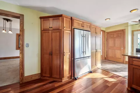 25015 Smithtown Rd, Shorewood, MN 55331 photo 22