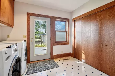 25015 Smithtown Rd, Shorewood, MN 55331 photo 32