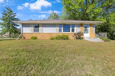8336 Penn Ave S, Bloomington, MN 55431