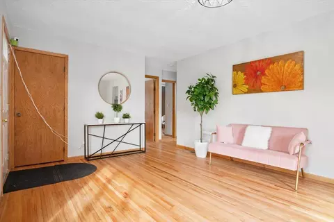 1000 W 89th St, Bloomington, MN 55420