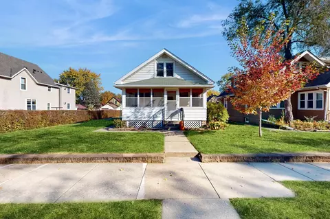 233 10th Ave S, South Saint Paul, MN 55075
