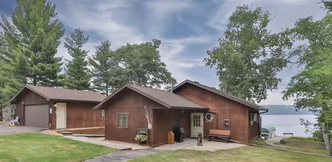 33364 W Shamineau Dr, Motley, MN 56466