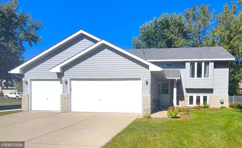 2095 122nd Ave NW, Coon Rapids, MN 55448