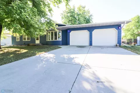301 11th Ave E, West Fargo, ND 58078