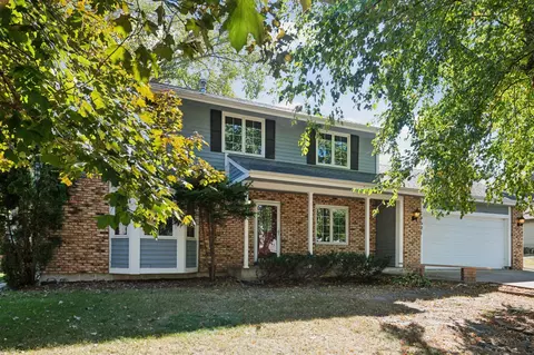 14621 Woodruff Rd, Wayzata, MN 55391