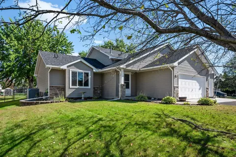 8724 Queens Gdns, Brooklyn Park, MN 55443