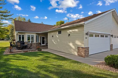 20 Augusta Pl, Owatonna, MN 55060