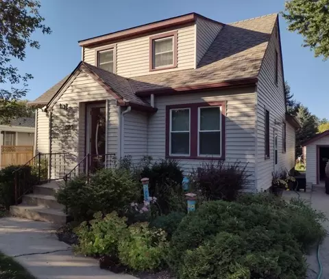 623 E 2nd St, Litchfield, MN 55355