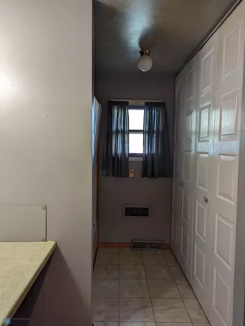 655 6th St SW, Forman, ND 58032 photo 11