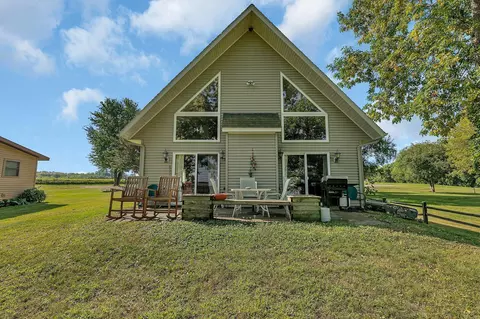 20474 Eden Lake Rd, Eden Valley, MN 55329