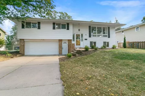 1212 Allen Ave, West Saint Paul, MN 55118