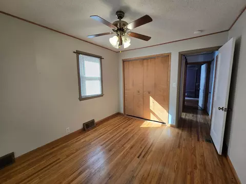 710 10th St SW, Willmar, MN 56201 photo 13