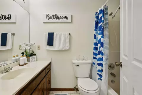1819 County Road E #3, White Bear Lake, MN 55110 photo 16