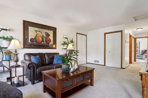 1819 County Road E #3, White Bear Lake, MN 55110 photo 6