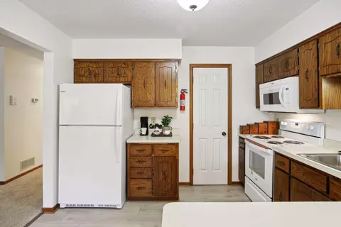1819 County Road E #3, White Bear Lake, MN 55110 photo 14