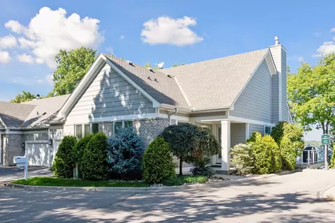 4248 W Arm Dr, Spring Park, MN 55384