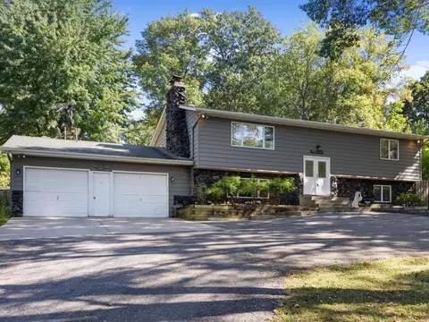 4321 Williston Rd, Minnetonka, MN 55345