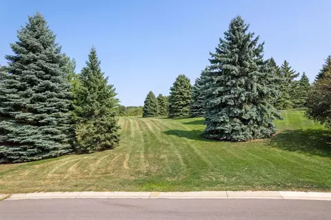 Nnnn Towering Oaks Curve, Prior Lake, MN 55372