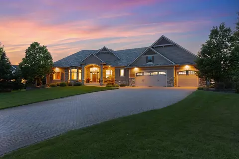 23841 Meadow Creek Dr, Loretto, MN 55357