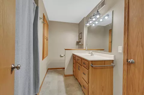 5231 Grouse Ct, Saint Cloud, MN 56303 photo 12