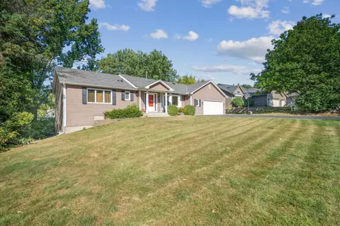 16343 Java Cir, Lakeville, MN 55044