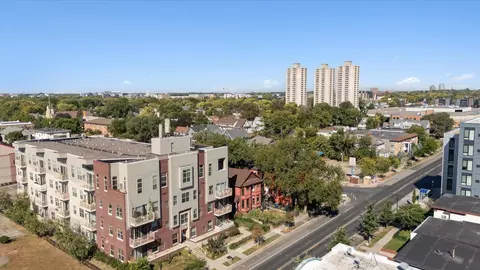 3310 Nicollet Ave #202, Minneapolis, MN 55408