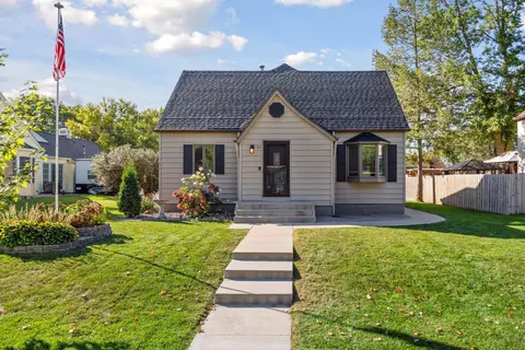 311 Park St E, Cologne, MN 55322