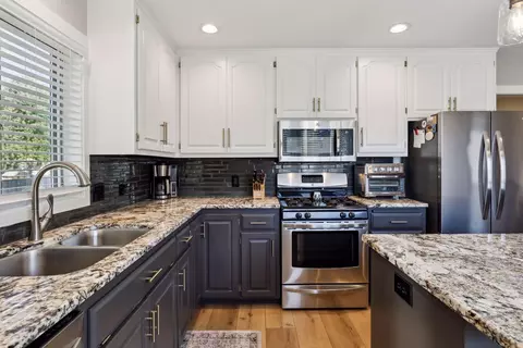 311 Park St E, Cologne, MN 55322 photo 13
