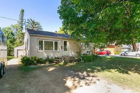 518 N 4th St, Le Sueur, MN 56058