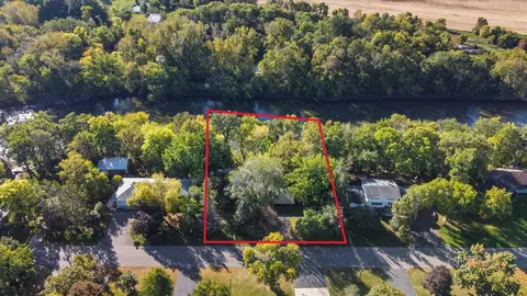 11659 Riverview Rd NE, Hanover, MN 55341