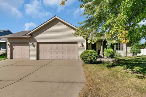2695 Olive Ln, Sauk Rapids, MN 56379