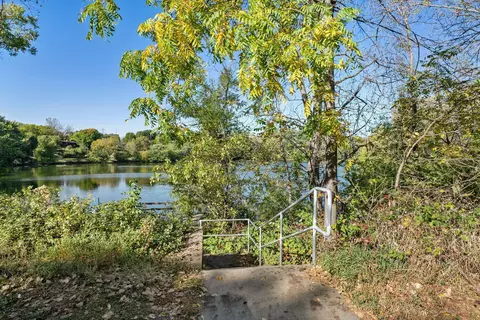 View/Area - 4305 Dunrovin Ln, Eagan, MN 55123 photo 4 of 5