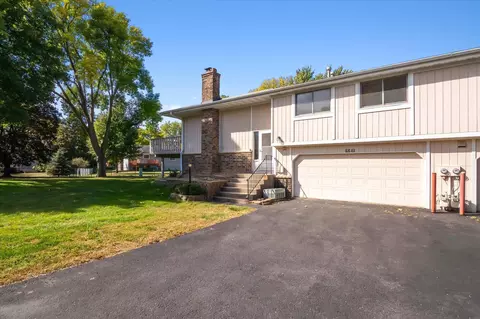6641 Ives Ln N, Maple Grove, MN 55369