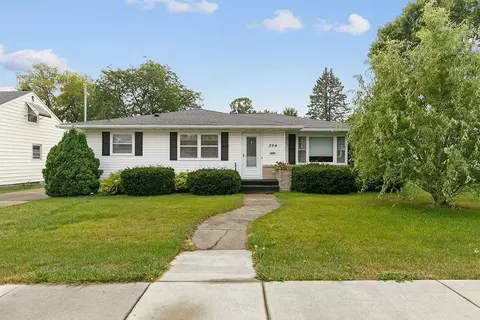 204 7th Ave SE, Waseca, MN 56093