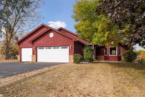 1482 Sage Ln, Shakopee, MN 55379