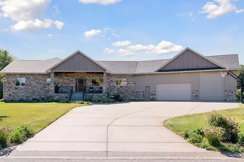 4024 148th Ln NE, Ham Lake, MN 55304