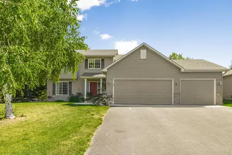 2275 Coldwater Xing, Mayer, MN 55360