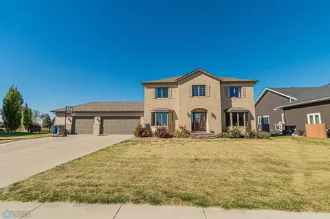 3021 41st Ave Ct S, Moorhead, MN 56560
