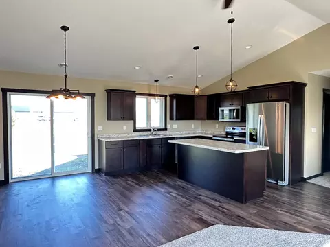 Kitchen - 1022 Bucknell Ct, Spring Valley, MN 55975 photo 2 of 3