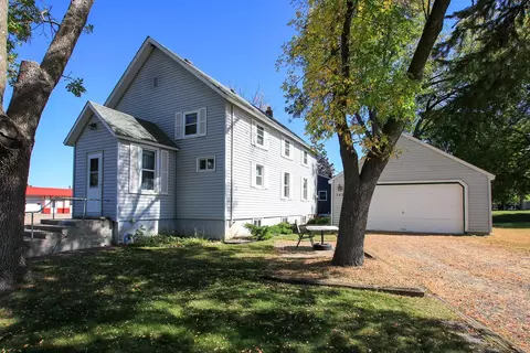 345 N Main St, Buffalo Lake, MN 55314