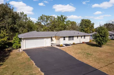 14420 15th Ave N, Plymouth, MN 55447