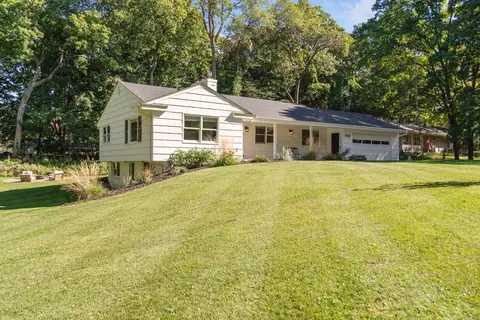 2636 Lydiard Ave, Excelsior, MN 55331