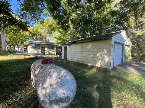 631 Amy St, Maynard, MN 56260 photo 4