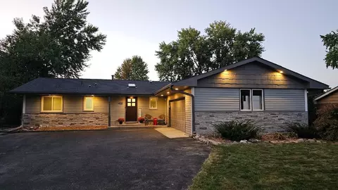 5924 Medicine Lake Rd, Crystal, MN 55422