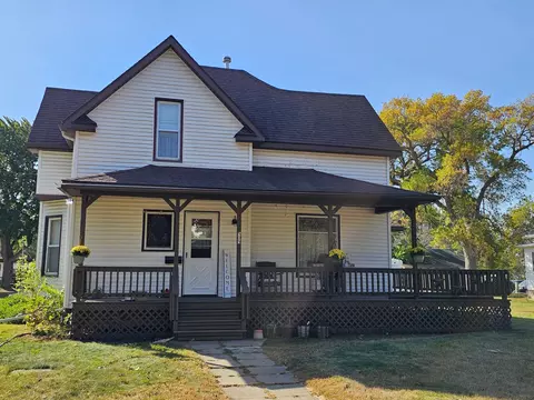 505 4th Ave W, Lamberton, MN 56152