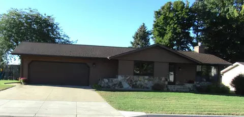 749 Birch St, Dawson, MN 56232 photo 2