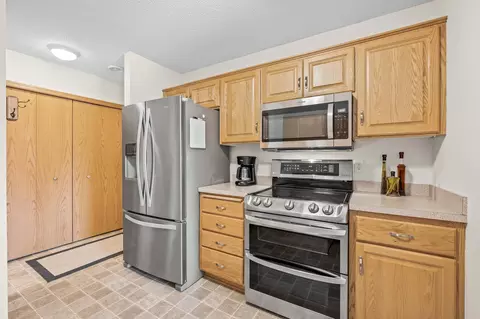 8404 122nd Ave N, Champlin, MN 55316 photo 3