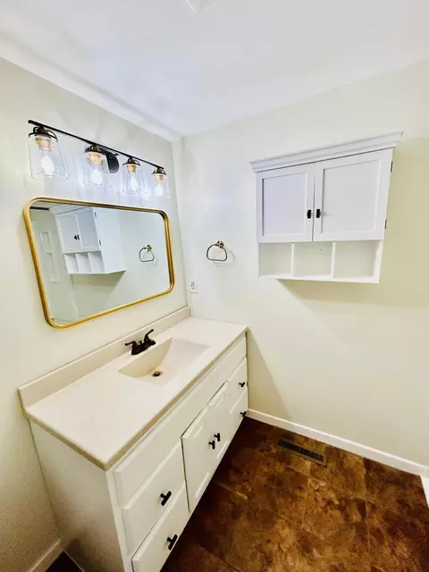 4170 Hilltop Ln #204, Eagan, MN 55123 photo 9